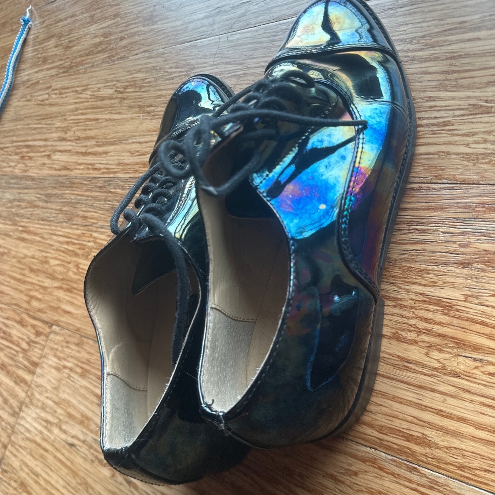 🆕Steve Madden Patent Leather Holographic iridescent Oil Slick Oxfords